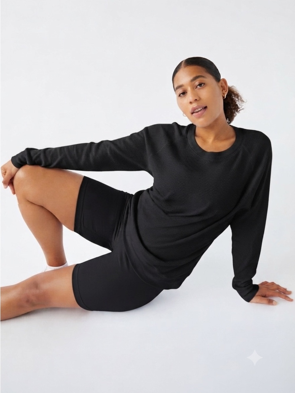 Aritzia TNA Sz S Waffle Knit Black Long Sleeves Relaxed Shirt